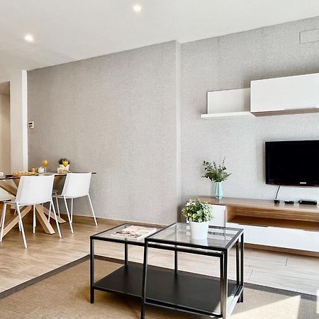 Feelathome Mozart Apartments Барселона Экстерьер фото