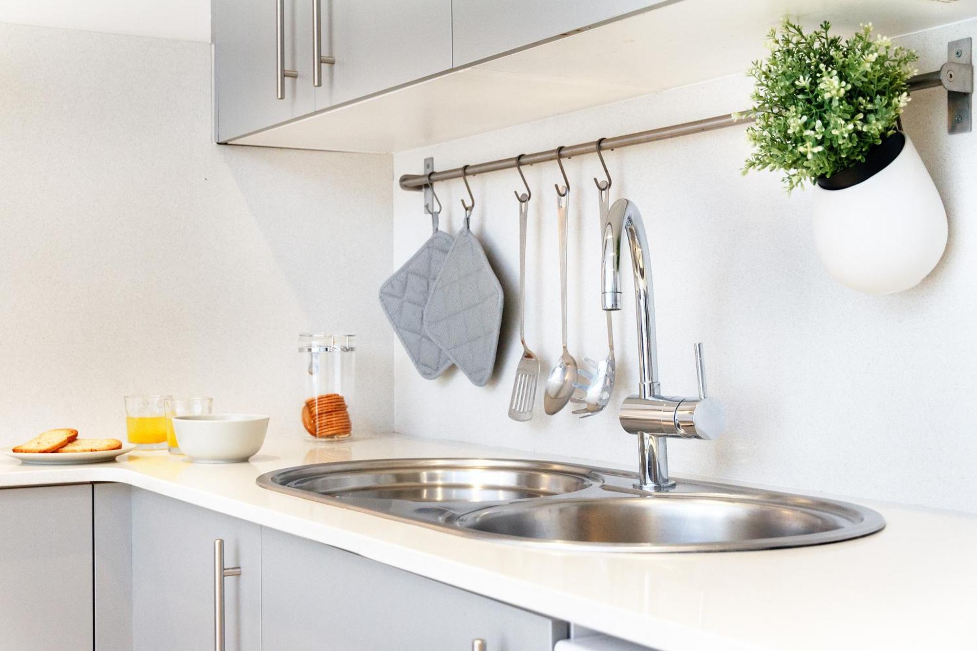 Feelathome Mozart Apartments Барселона Экстерьер фото