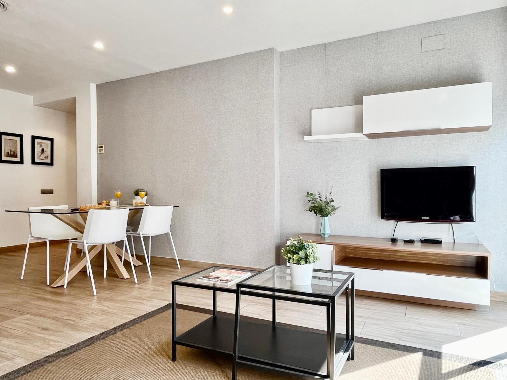 Feelathome Mozart Apartments Барселона Экстерьер фото