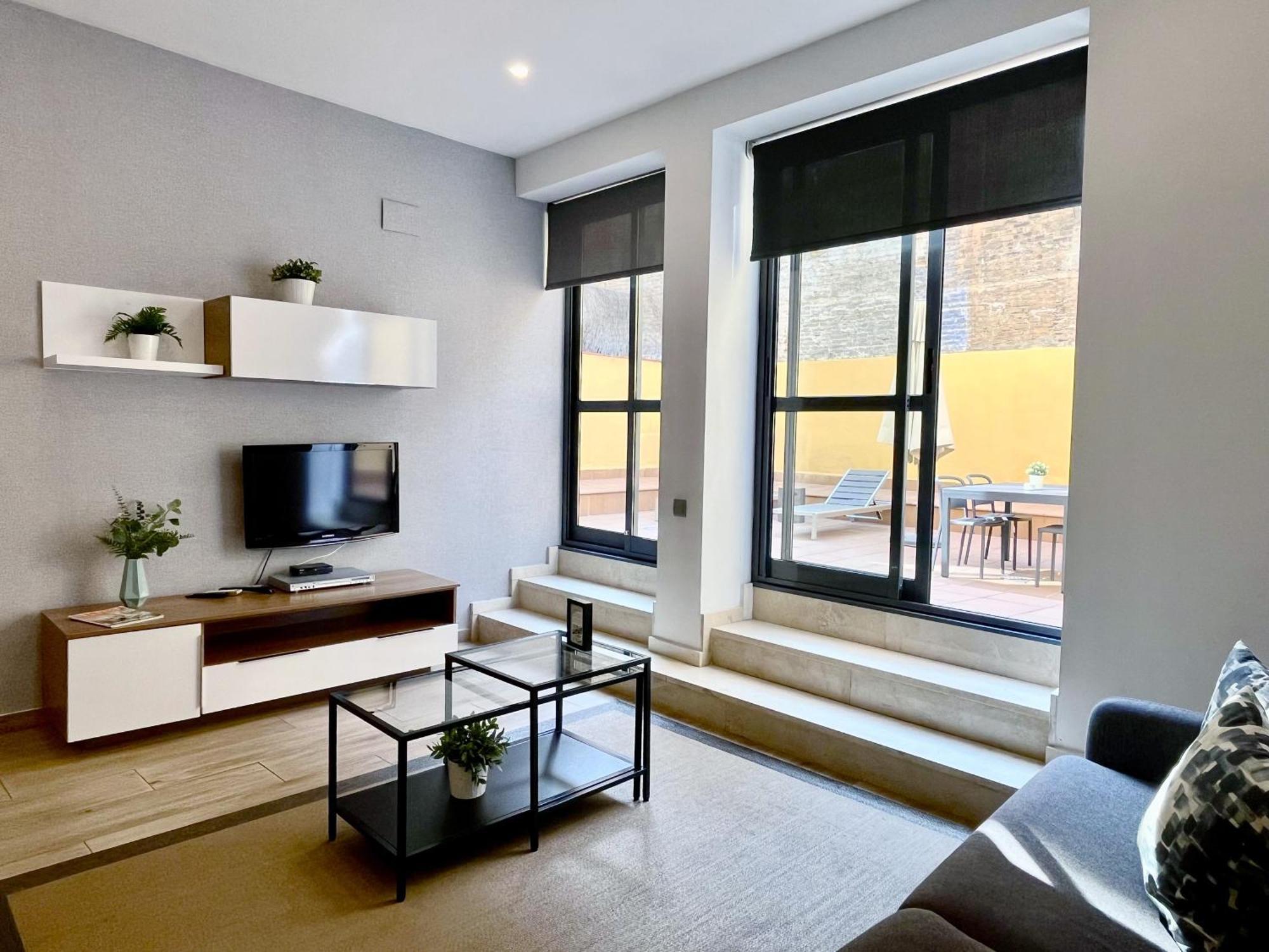 Feelathome Mozart Apartments Барселона Экстерьер фото
