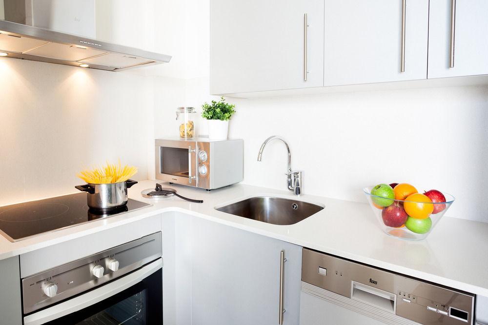 Feelathome Mozart Apartments Барселона Экстерьер фото