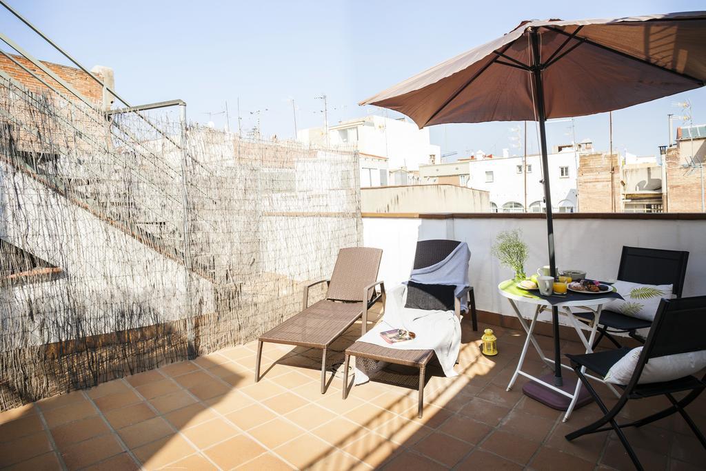 Feelathome Mozart Apartments Барселона Экстерьер фото