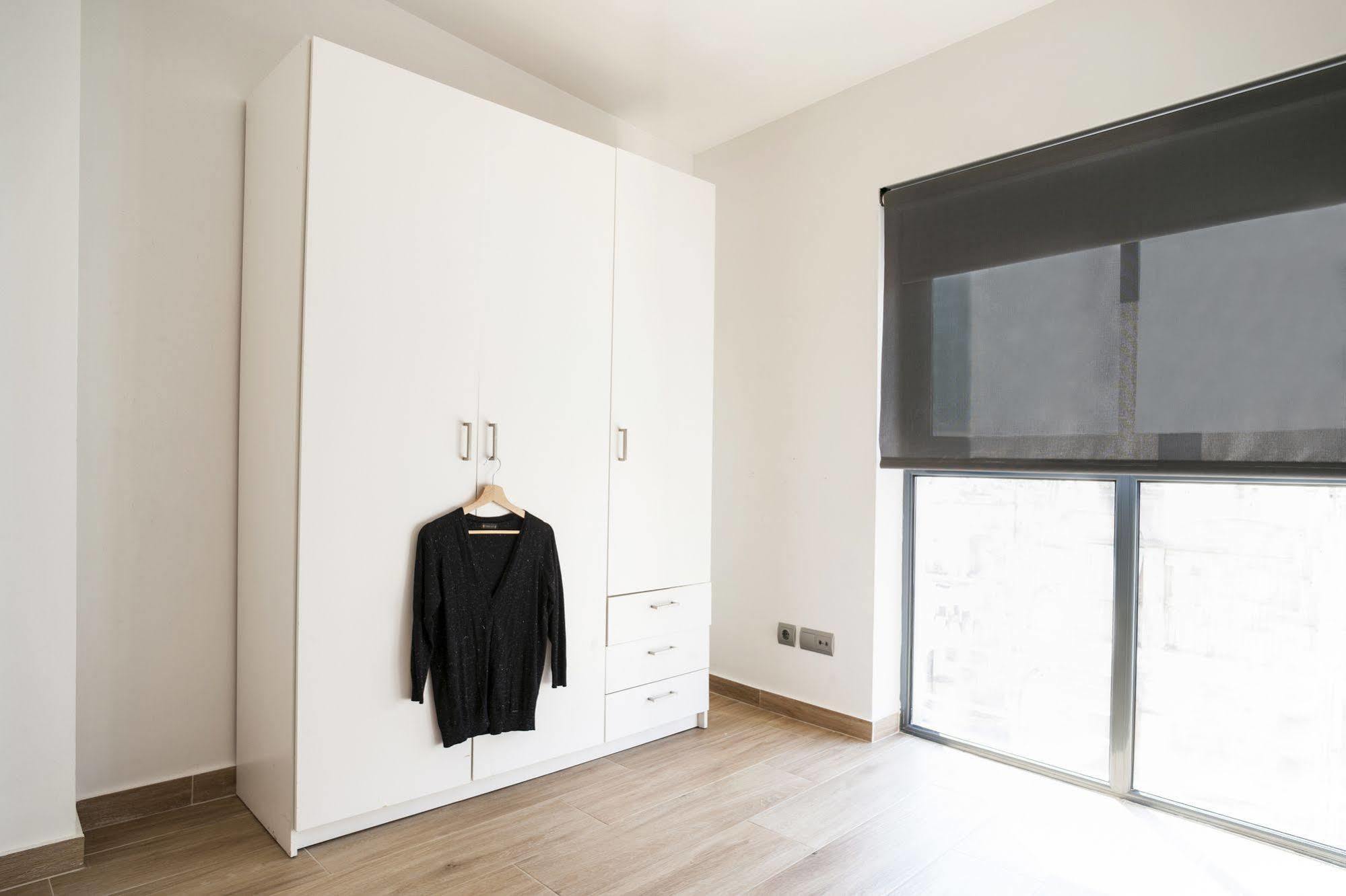 Feelathome Mozart Apartments Барселона Экстерьер фото